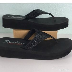 Skechers Shoes - SALE🌴SKECHERS BLACK RHINESTONE FLIP FLOPS Skechers Shoes - SALE🌴SKECHERS BLACK RHINESTONE FLIP FLOPS